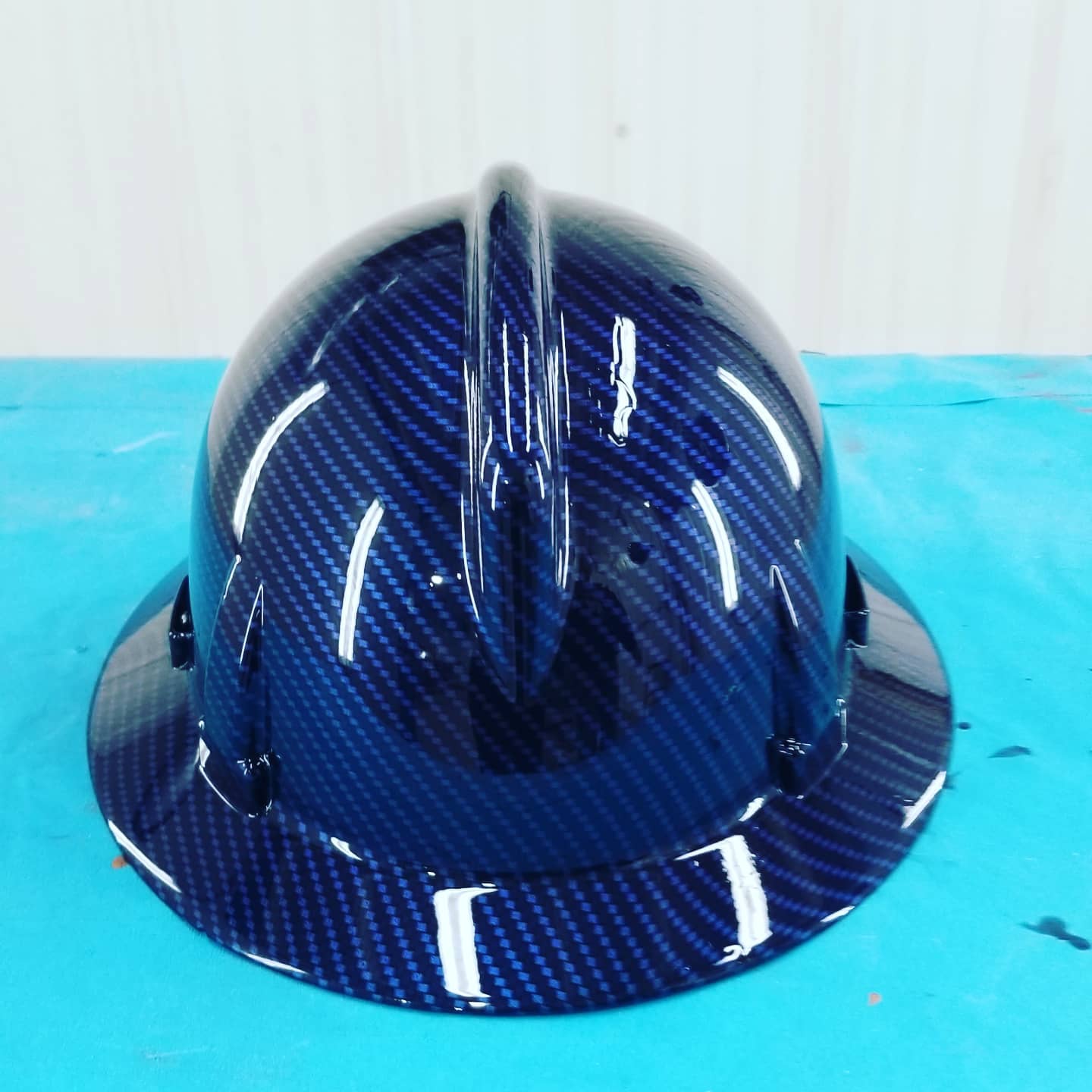 full brim hard hat custom hydro dipped in CARBONITE CARBON FIBER